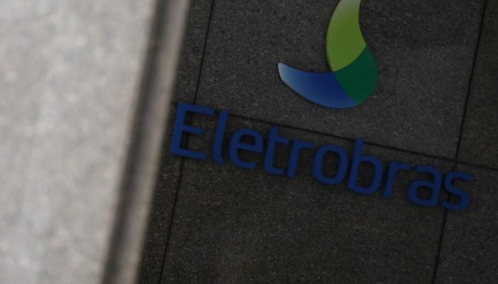 2019-01-03t153426z_355479677_rc1a43f839c0_rtrmadp_3_brazil-eletrobras.jpg