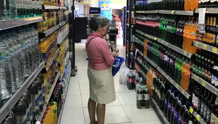 2022-05-10t165428z_1_lynxnpei490wy_rtroptp_4_brazil-economy-inflation.jpg