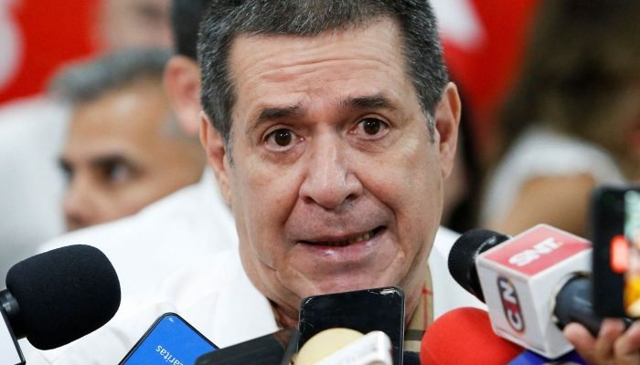2025-10-06t185632z_1_lynxnpel950wp_rtroptp_4_paraguay-politics.jpg