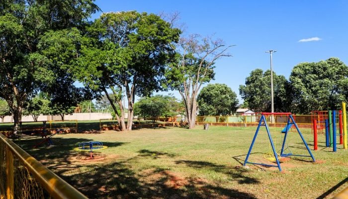 Semusp pode ter estrutura para cuidar de praças em Nova Andradina Semusp pode ter estrutura para cuidar de praças em Nova Andradina