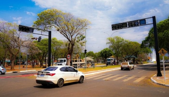 Propostas legislativas buscam aumentar segurança viária e evitar danos causados por chuvas