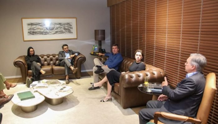 Reuniao-02_ministerio-povos-indigenas_Alvaro-Rezende-730x480.jpeg