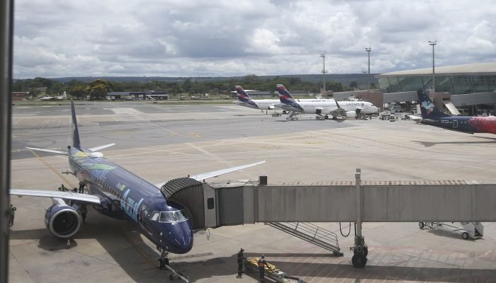 aeroporto_internacional_de_brasilia1912223001.jpg