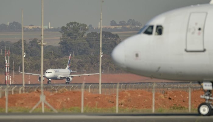 avioes-aeroporto_mcamgo_abr_290720221818-12.jpg