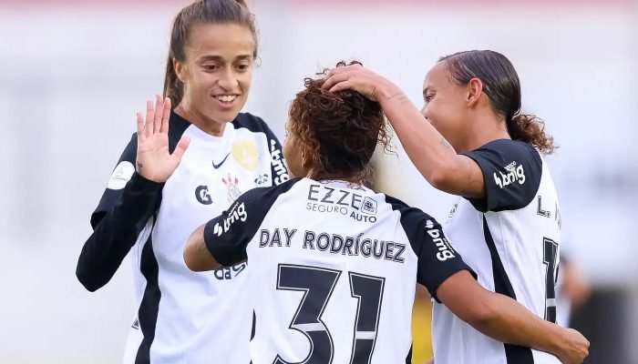 corinthians_marca_11_vezes_e_bate_always_ready.jpg
