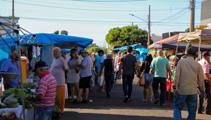 Vereador Sugere Ações para Organizar e Garantir Segurança na Feira Livre de Nova Andradina