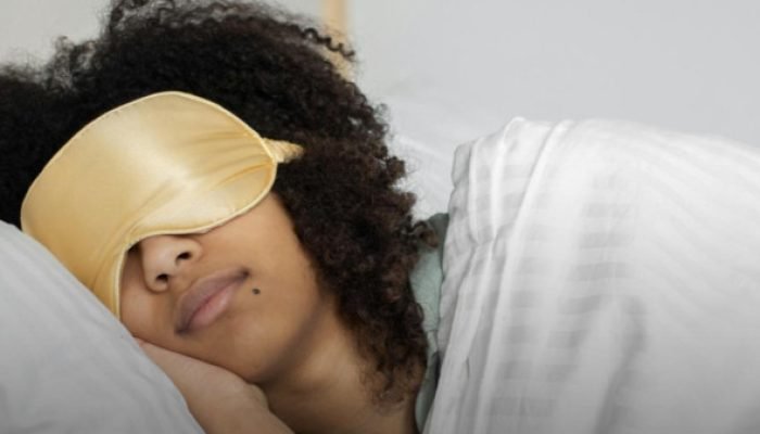 Estudos mostram que mulheres precisam de mais tempo de sono do que homens