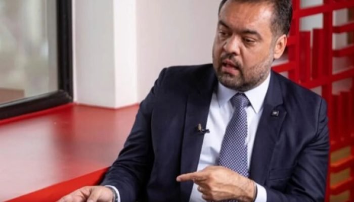 TSE pauta cassação de Claudio Castro. Ação tem assessor de Lula como advogado