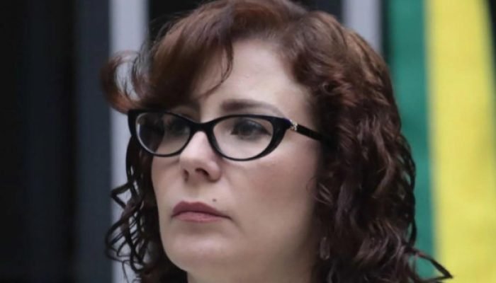 STF Torna Definitiva Condenação de Carla Zambelli