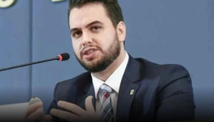 EUA investiga dados sobre viagem que ex-assessor de Bolsonaro "não" fez