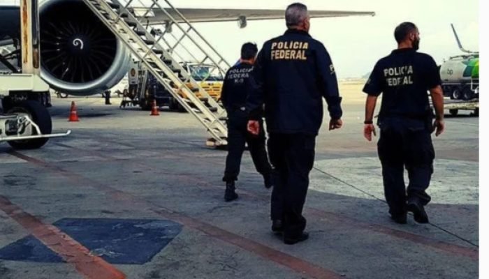 Pai é impedido de embarcar em avião por dívida de pensão alimentícia