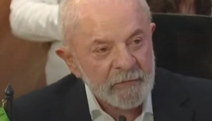 Lula critica EUA em cúpula na Colômbia, mas não visita vítimas de tornado no Brasil