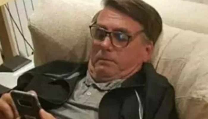 73,7 MILHÕES: Bolsonaro tem mais seguidores nas redes que Lula e 36 petistas somados