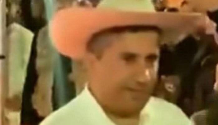 Prefeito de Uruapan, México, Assassinado Durante Festa das Velas