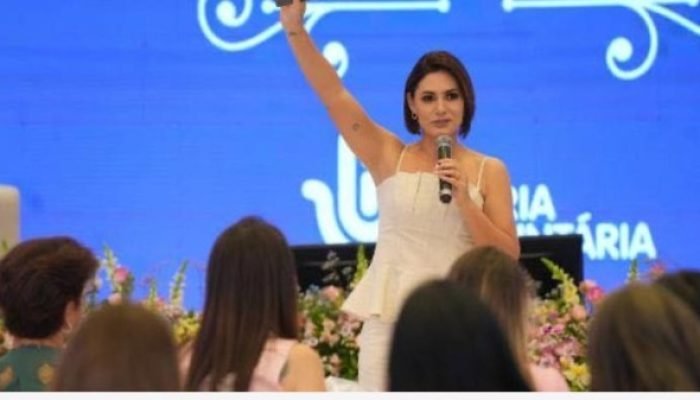Michelle Bolsonaro critica aproximação de Lula e Janja com evangélicos