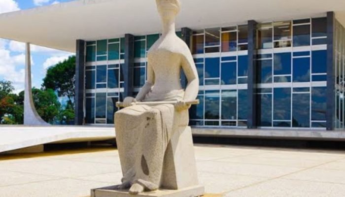 Saída de Barroso do STF tem 4 nomes cotados por Lula; veja quem são