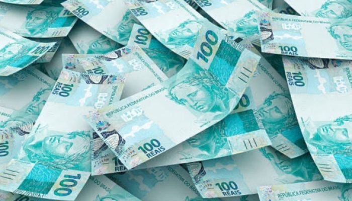 Comissão do Senado aprova isenção do IR para quem ganha até R$ 5.000 ao mês