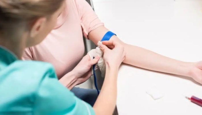 Tecnologia promissora busca identificar até 50 tipos de câncer com exame de sangue