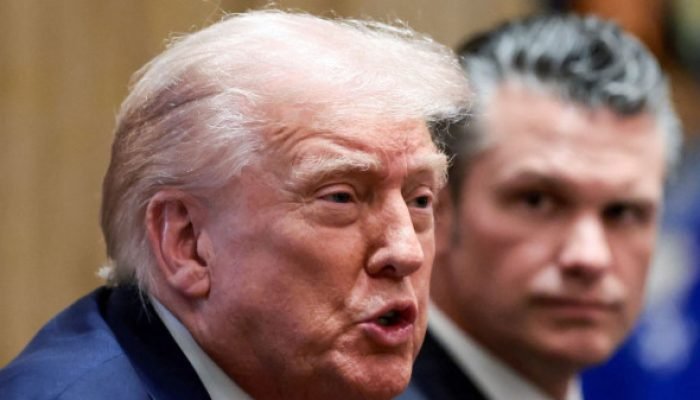 Trump acusa presidente da Colômbia de liderar narcotráfico e suspende repasses