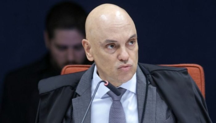 Moraes alega impertinência e desconsidera pedido sobre saúde de Bolsonaro
