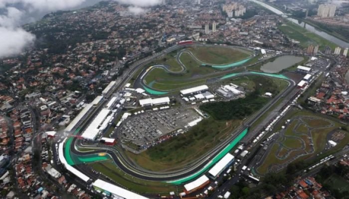 Globo sofre vaias e xingamentos na final da F1; VEJA VÍDEO