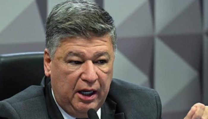 STF concede habeas corpus a investigado na CPMI, critica senador