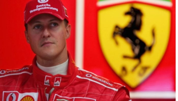 Michael Schumacher tem encontro familiar discreto com a primeira neta