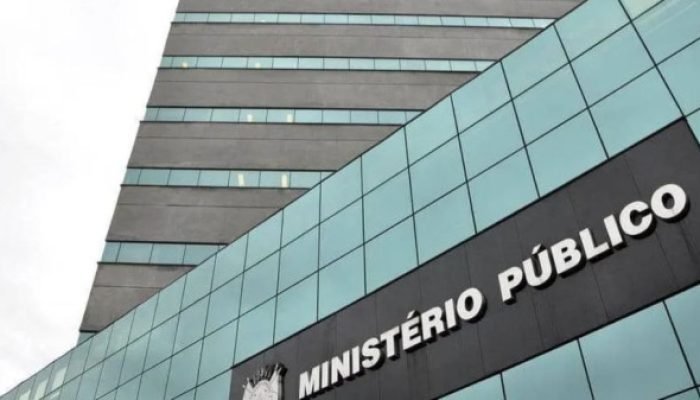 Quase todos os membros do MP receberam acima do teto em 2024, diz estudo