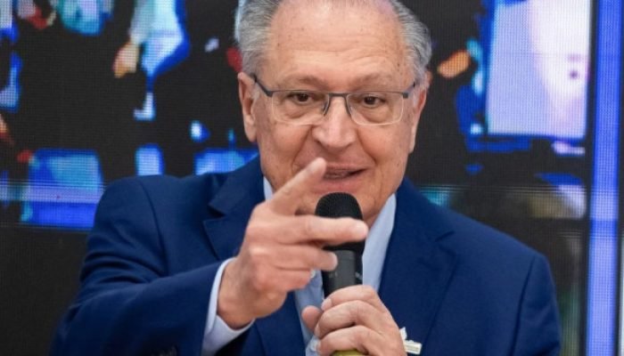 Alckmin detalha pedido de Lula a Trump sobre suspensão de taxa de 40%