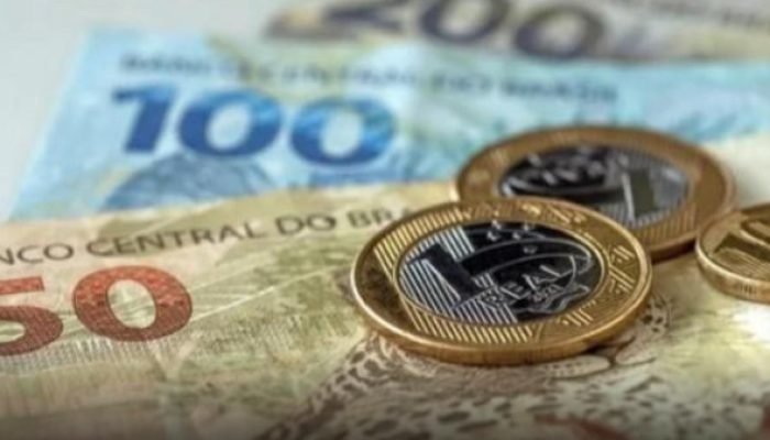 Endividamento sobe para 48,9 % em Agosto, diz Banco Central