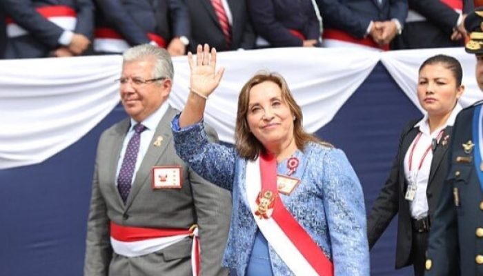 Congresso do Peru destitui Dina Boluarte da presidência