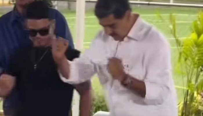 Maduro imita Trump em evento do Partido Comunista