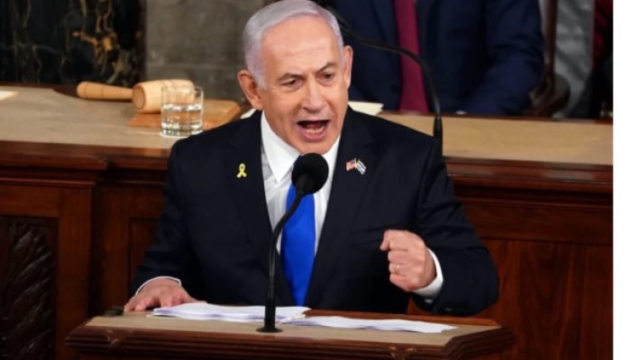Israel transfere presos palestinos para troca de reféns