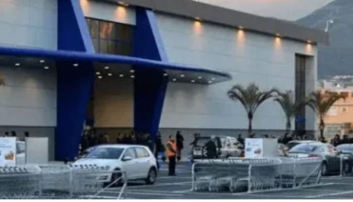 Carrefour avalia venda de 700 lojas e possível saída da Argentina