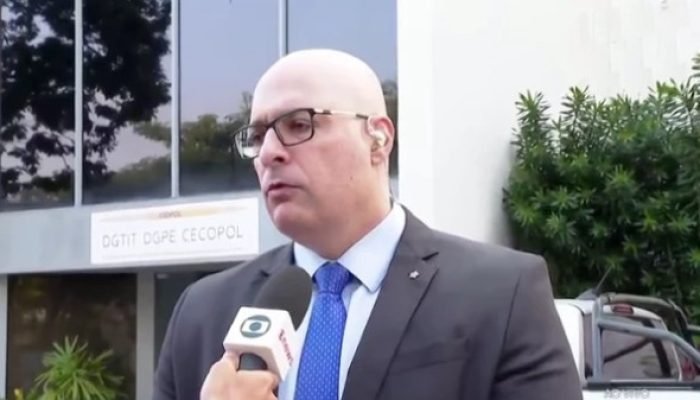 Secretário da Polícia Civil critica visita de ministras de Lula ao Complexo do Alemão