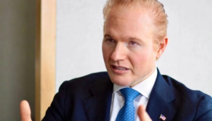 Advogado de Trump diz que Moraes faz “acrobacias legais” para “não acabar do lado” do CV