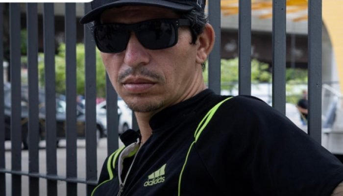 'Sou feirante: era o que eu podia dar, mas ele não quis', desabafa pai ao reconhecer corpo do filho