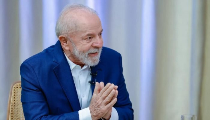 Lula busca diálogo com evangélicos e diz: "O erro está na gente"