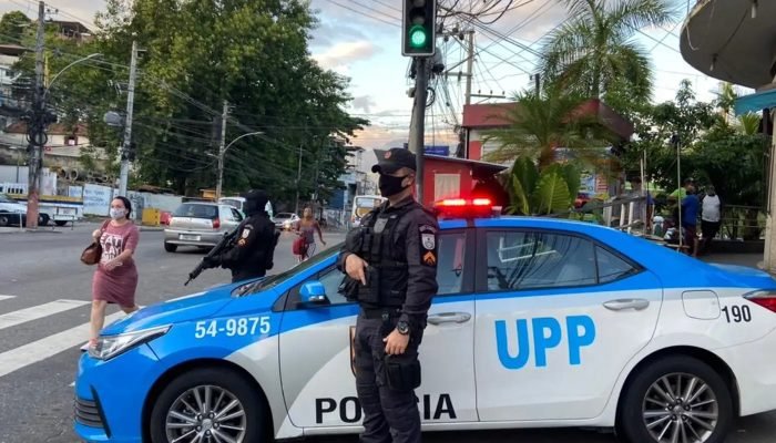 perfil_oficial_da_policia_militar_do_estado_do_rio_de_janeiro.jpg